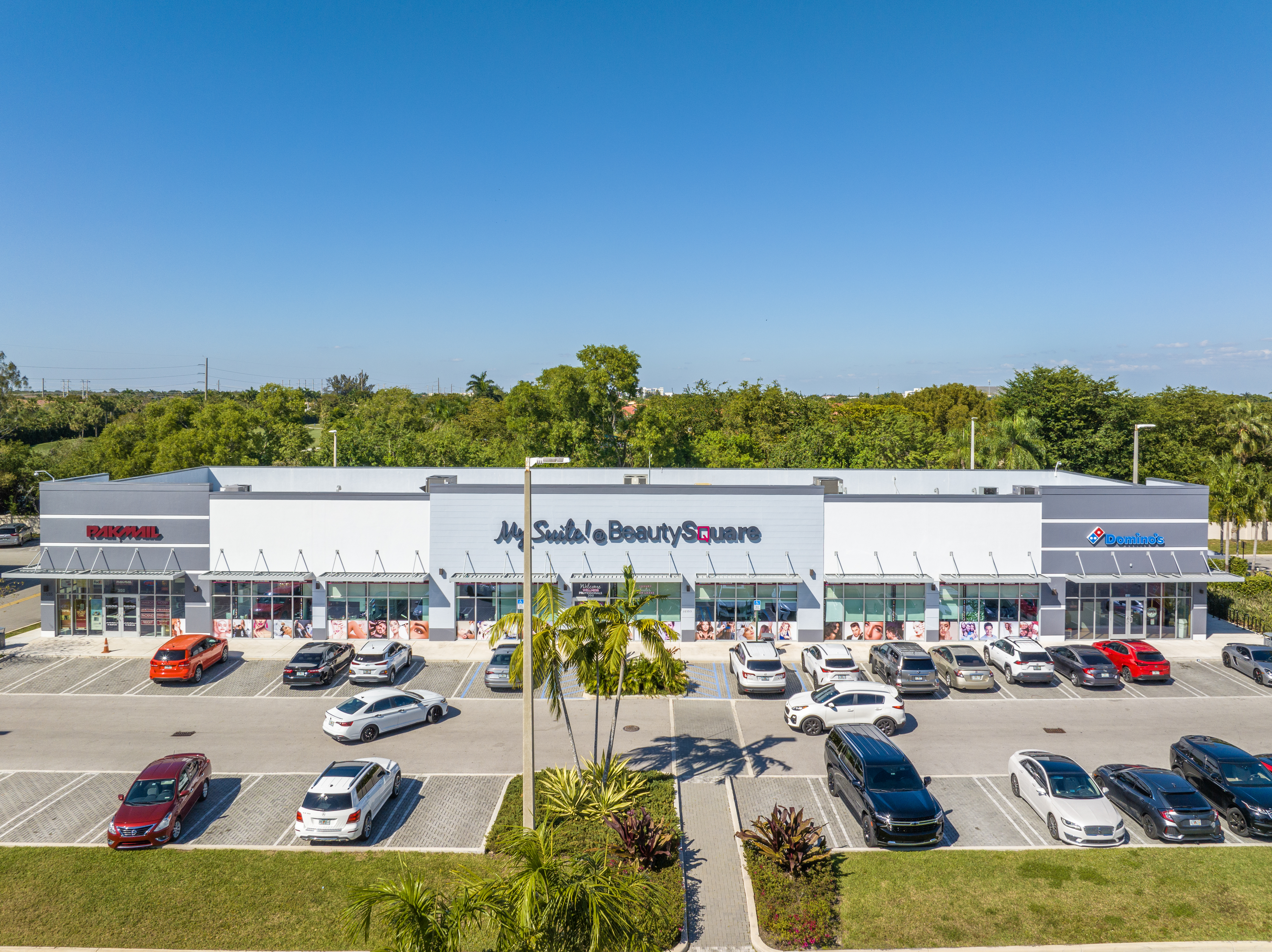 Front Overview of Doral WD 41 Plaza