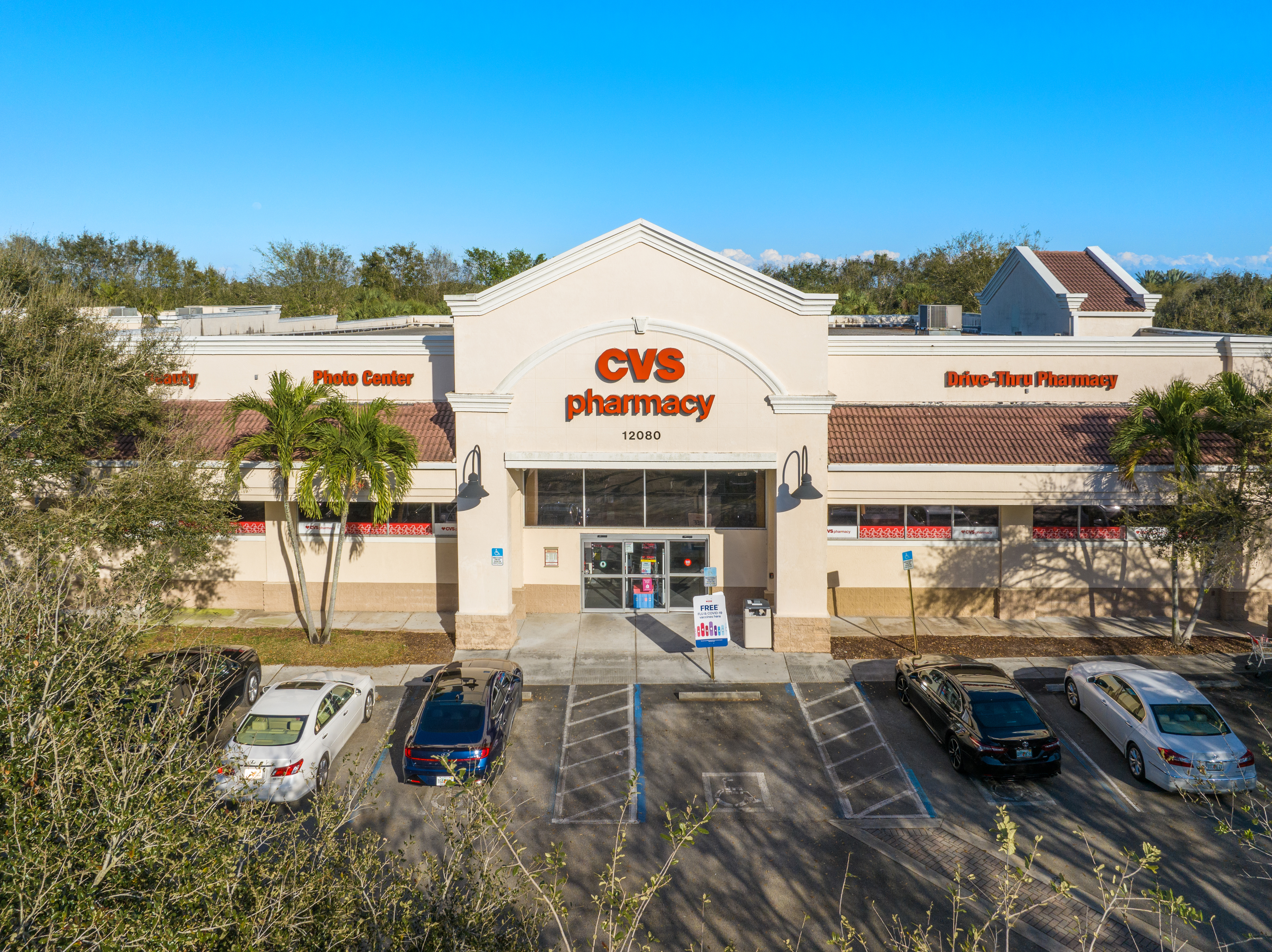 Front Overview of CVS Pharmacy